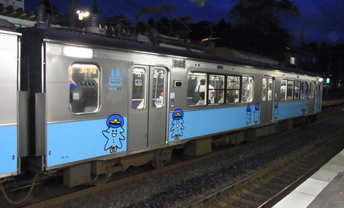 三沢2011_電車-1.jpg